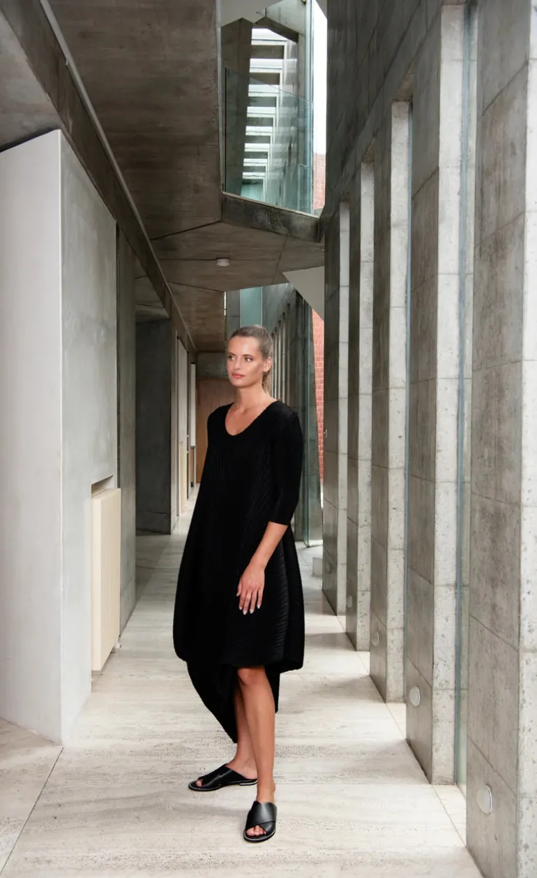 Alquema Draper Dress Black