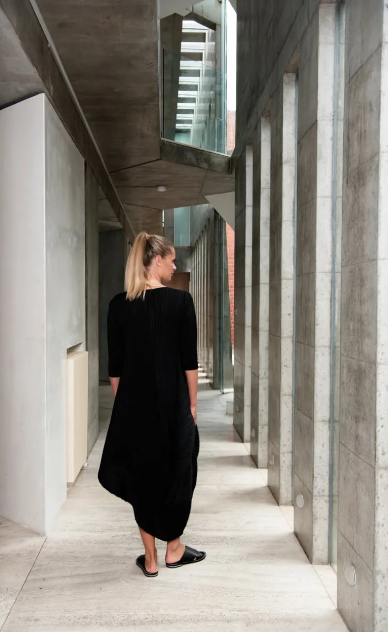 Alquema Draper Dress Black