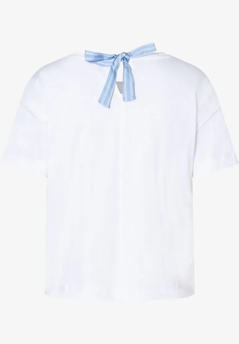 More & More T-Shirt With Flower Detail White