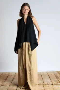 Psophia Black Top